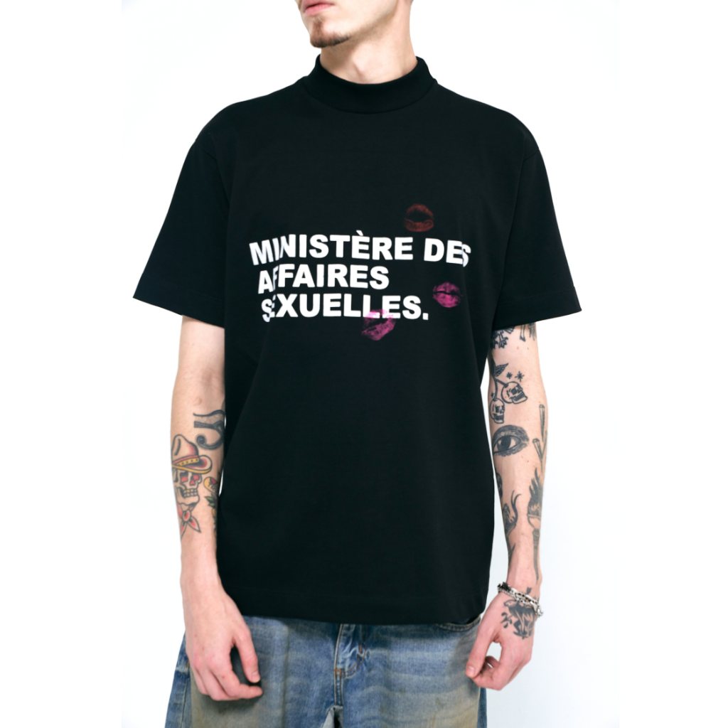 SINNERS SEXUAL FANTASIES MINISTERE CAMISETA OVERSIZE NEGRA