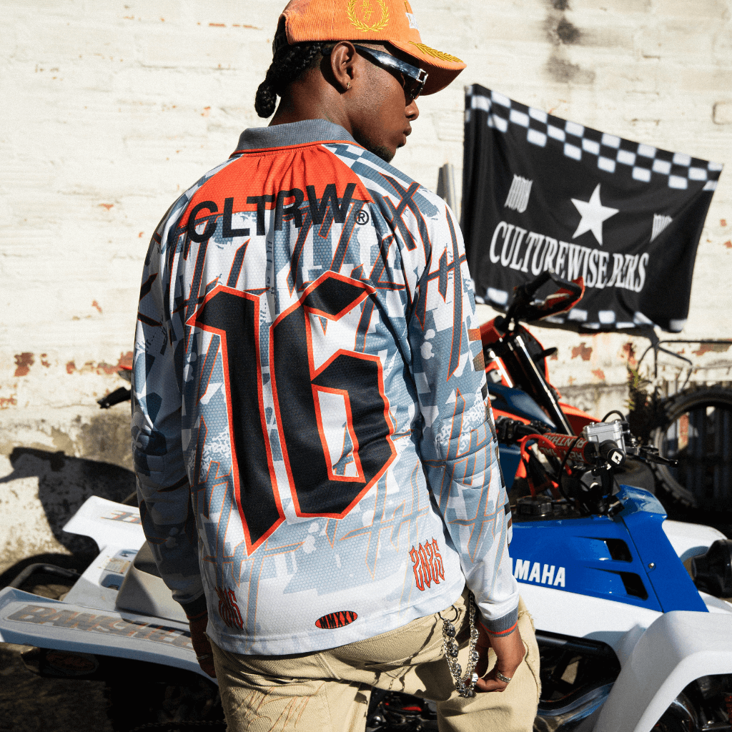 CULTUREWISE TWO STROKE SAINTS JERSEY MOTOCROSS NARANJA