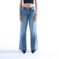 SINNERS EMBROIREDED FLARED JEANS