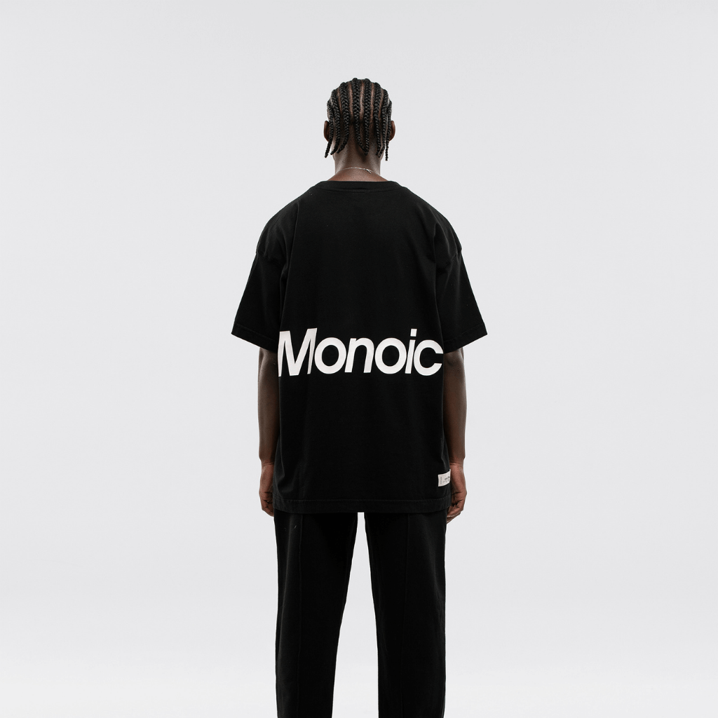 MONOIC TIMELESS V2 CAMISETA LOGO OVERSIZED NEGRA