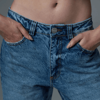 SINNERS EMBROIREDED FLARED JEANS