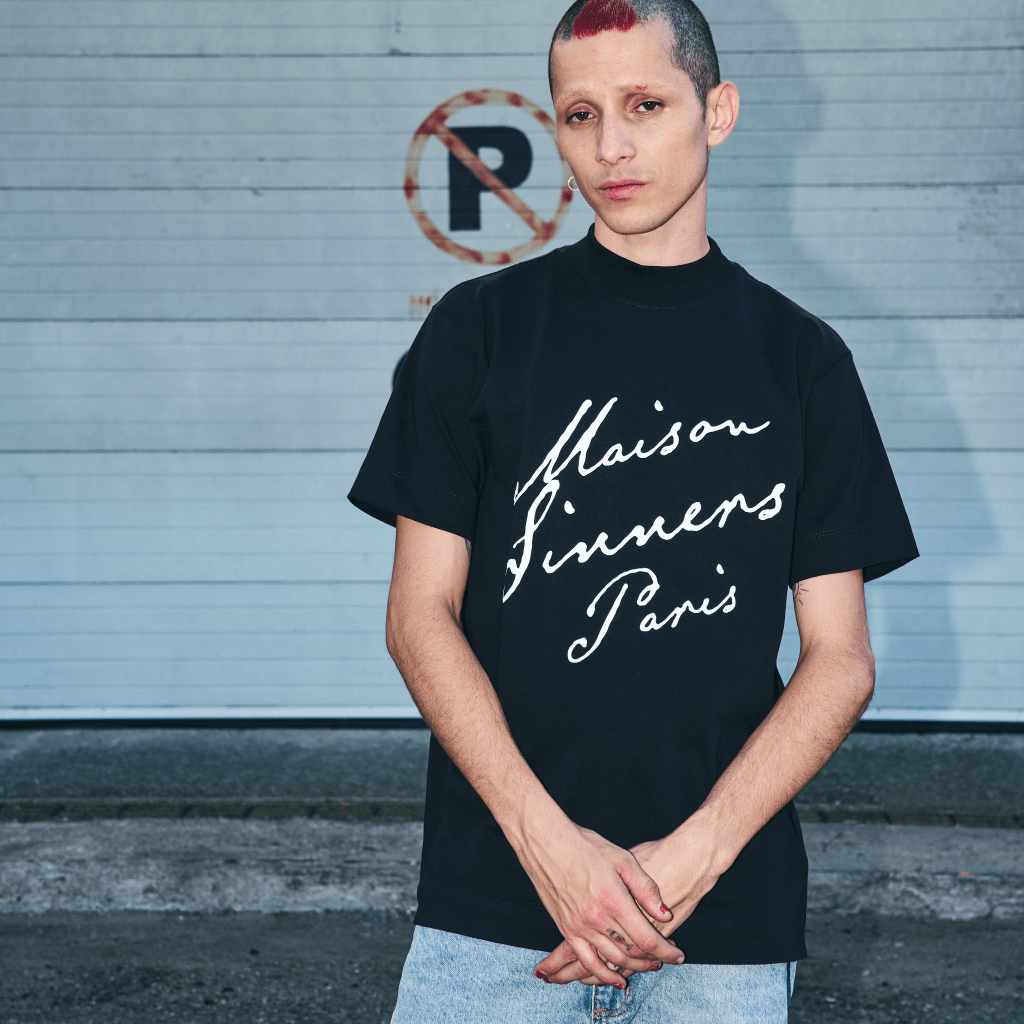 SINNERS MAISON SINNERS CAMISETA REGULAR NEGRA