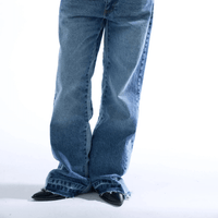 SINNERS EMBROIREDED FLARED JEANS