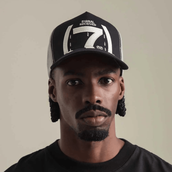 AP CROWN SIGNAL GORRA AJUSTABLE LUMEN BLACK TRUCKER NEGRO