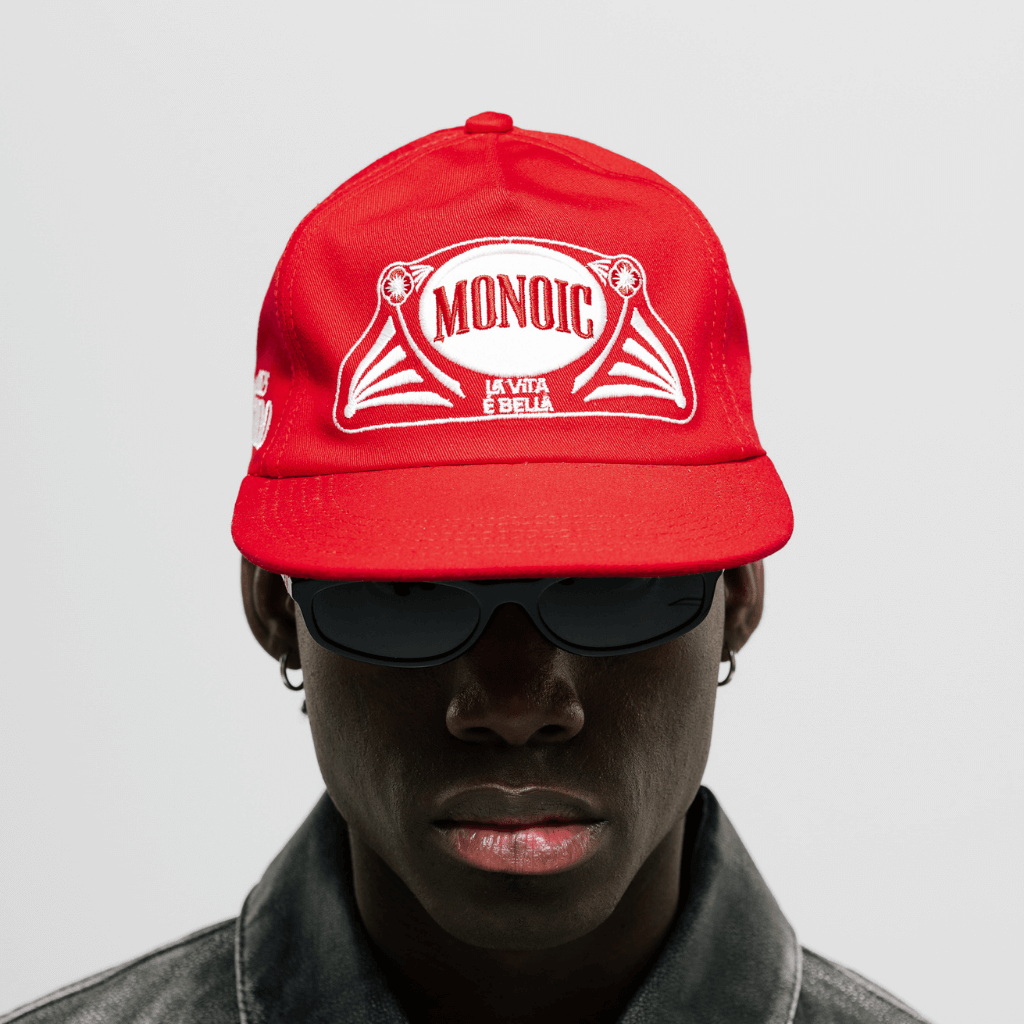 MONOIC TUTTO BENE 2 GORRA AJUSTABLE LA VITA E BELLA ROJO CARRERA