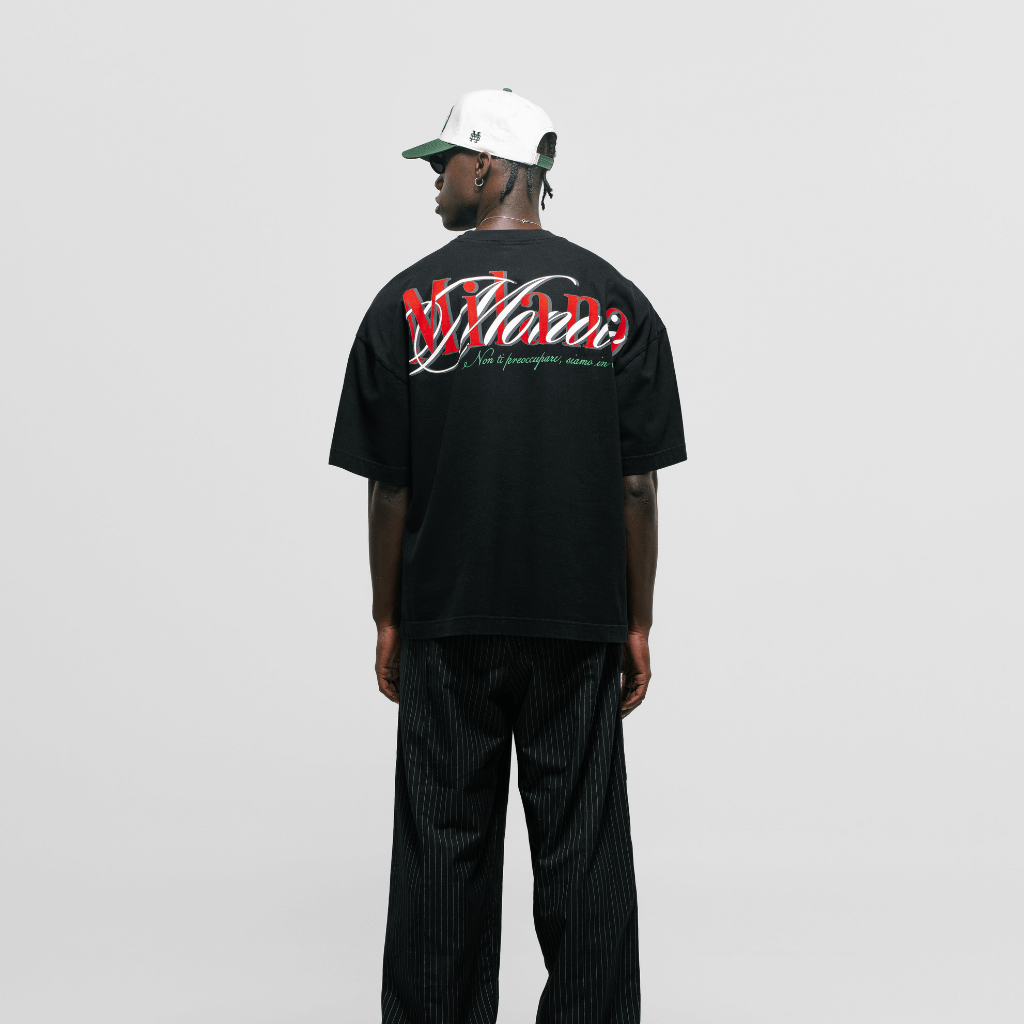 MONOIC TUTTO BENE 2 CAMISETA BOXY FIT MILANO NEGRO OSCURO