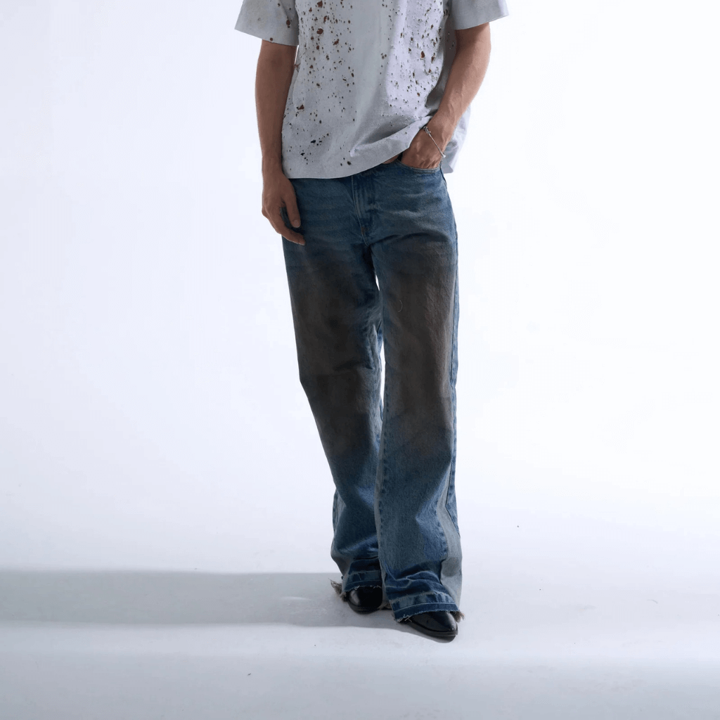 SINNERS DIRTY FLARED JEANS