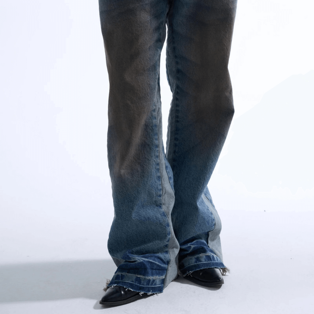 SINNERS DIRTY FLARED JEANS