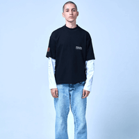 SINNERS CAMISETA DOBLE MANGA BLANCA POLIZIA NEGRA