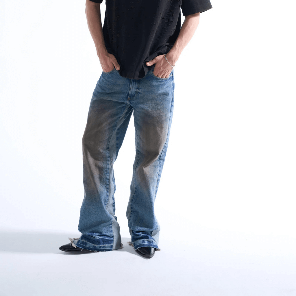 SINNERS DIRTY FLARED JEANS