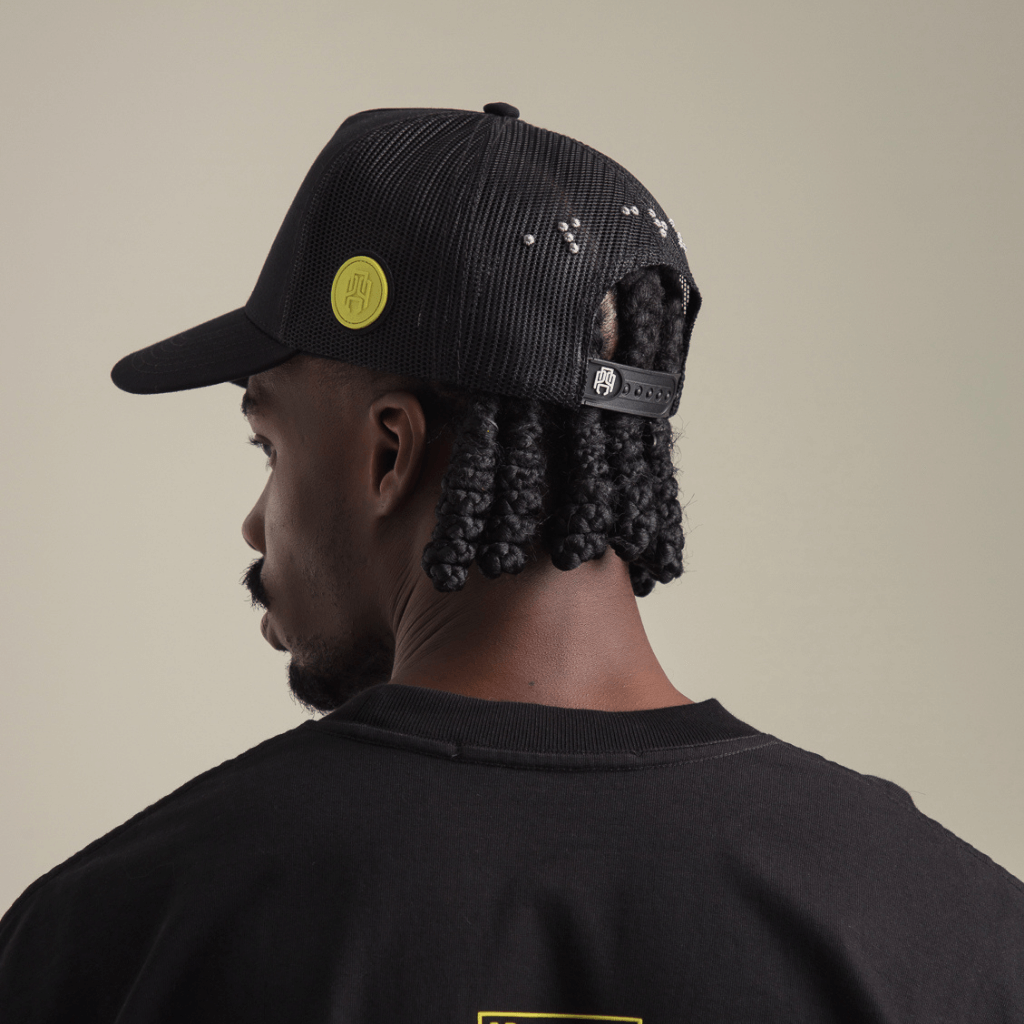 AP CROWN SIGNAL GORRA AJUSTABLE SIETE BLACK TRUCKER NEGRO