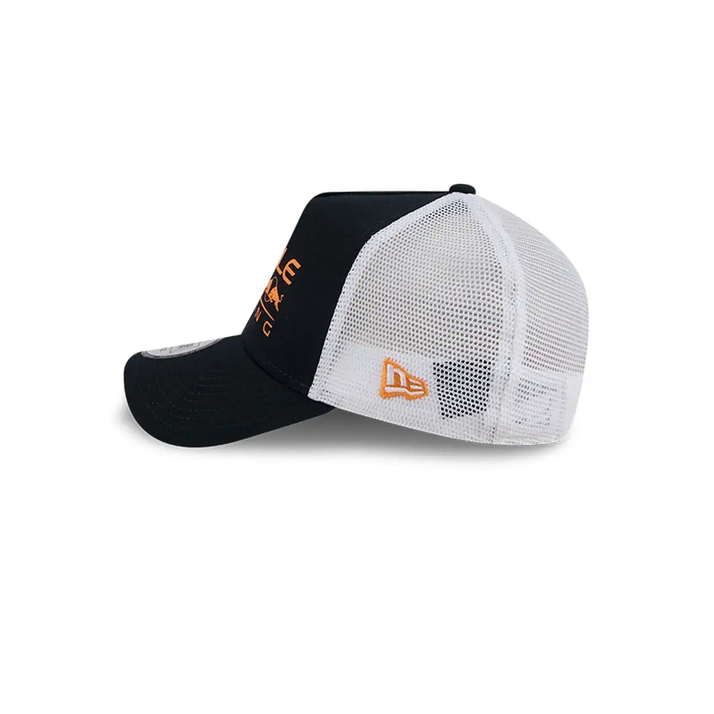 NEW ERA 9FORTY F1 RED BULL RED BULL F1 SP25 GORRA TRUCKER AJUSTABLE AZUL