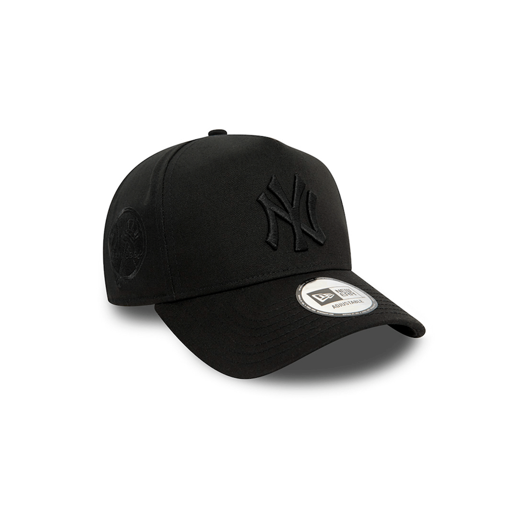 NEW ERA 9FORTY E-FRAME MLB NEW YORK YANKEES MONOCHROME BLACK LOGO GORRA AJUSTABLE NEGRO