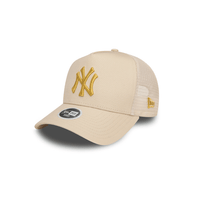 NEW ERA 9FORTY MLB NEW YORK YANKEES METALLIC LOGO GORRA TRUCKER AJUSTABLE BEIGE