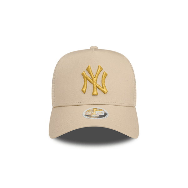 NEW ERA 9FORTY MLB NEW YORK YANKEES METALLIC LOGO GORRA TRUCKER AJUSTABLE BEIGE