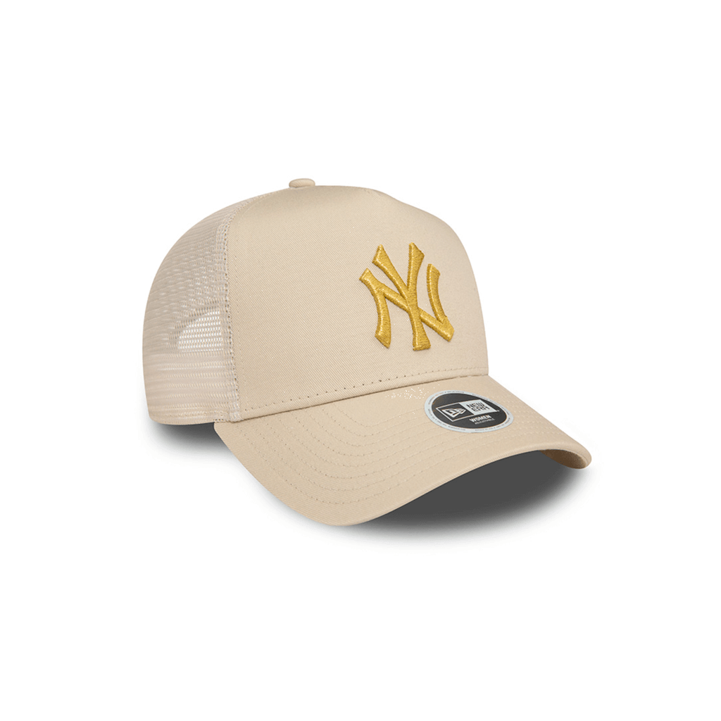 NEW ERA 9FORTY MLB NEW YORK YANKEES METALLIC LOGO GORRA TRUCKER AJUSTABLE BEIGE