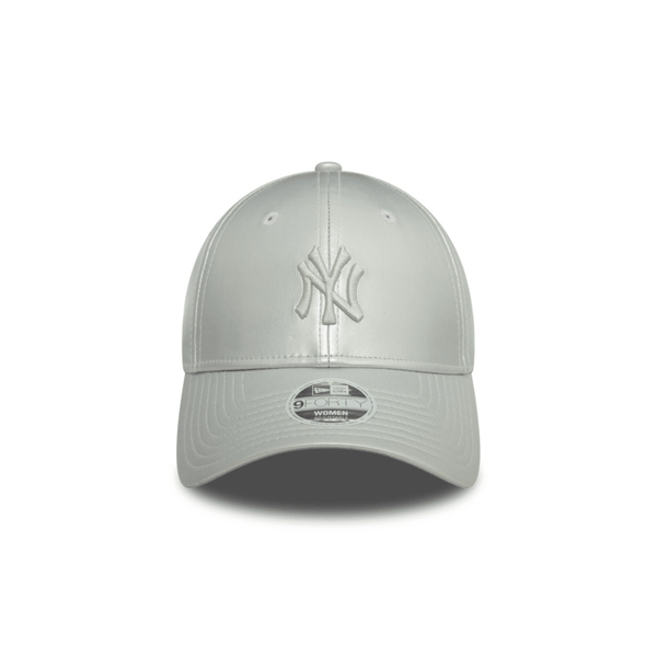 NEW ERA 9FORTY MLB NEW YORK YANKEES FAUX LEATHER GORRA AJUSTABLE GRIS