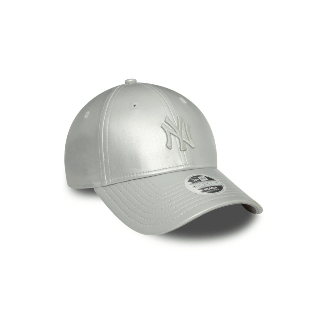 NEW ERA 9FORTY MLB NEW YORK YANKEES FAUX LEATHER GORRA AJUSTABLE GRIS