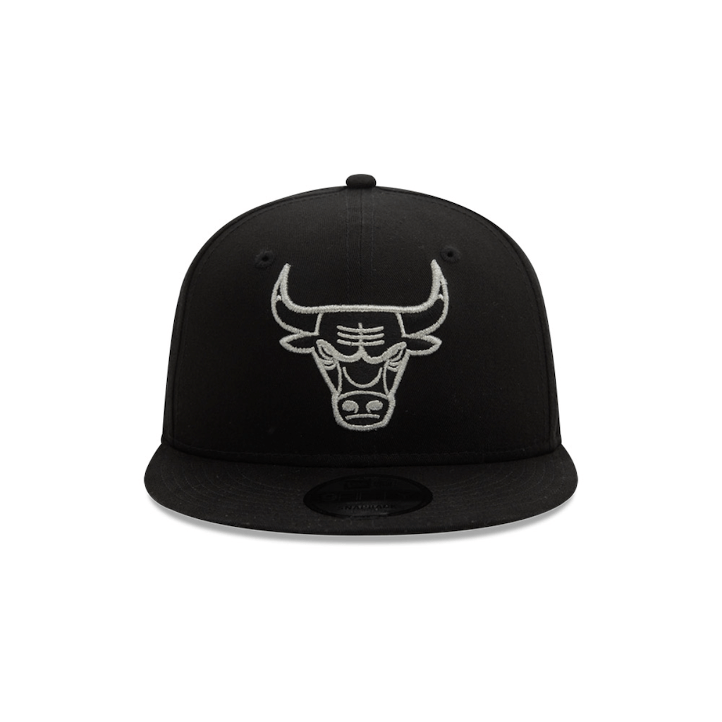 NEW ERA 9FIFTY NBA CHICAGO BULLS METALLIC OUTLINE GORRA AJUSTABLE NEGRA