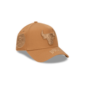 NEW ERA 9FORTY MLB CHICAGO BULLS TONAL GORRA AJUSTABLE BEIGE