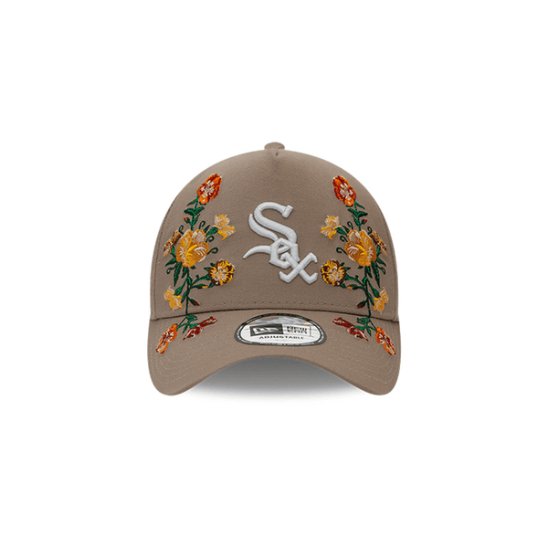 NEW ERA 9FORTY E FRAME MLB CHICAGO WHITE SOX FLORAL FRONT COLLECTION GORRA AJUSTABLE CAFÉ