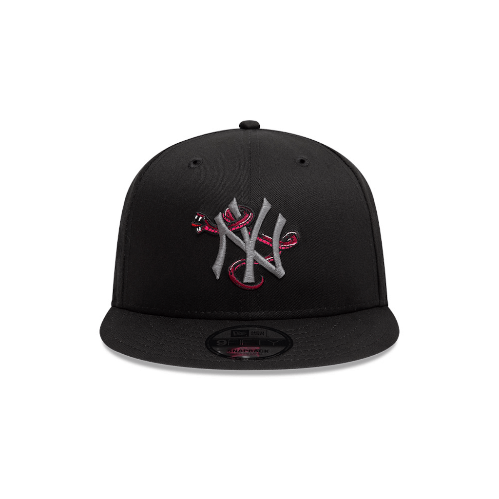 NEW ERA 9FIFTY MLB NEW YORK YANKEES SNAKE ICON GORRA AJUSTABLE NEGRA