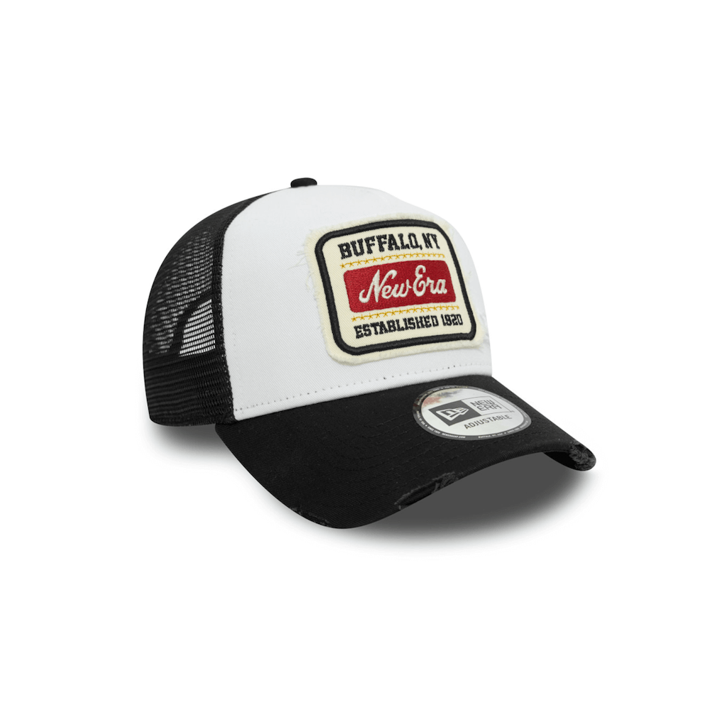 NEW ERA 9FORTY NE NE PATCH DISTRESS GORRA TRUCKER AJUSTABLE BLANCO