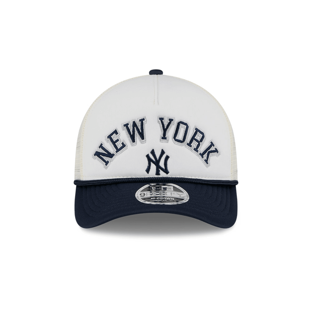 NEW ERA 9FORTY M-CROWN MLB NEW YORK YANKEES GAME DAY GORRA CAMIONERA AJUSTABLE AZUL NAVY
