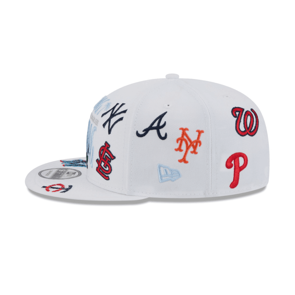 NEW ERA 9FIFTY MLB GRAPEFRUIT LEAGUE ALL OVER LOGO SPRING TRAINING FAN PACK 2025 GORRA AJUSTABLE BLANCA
