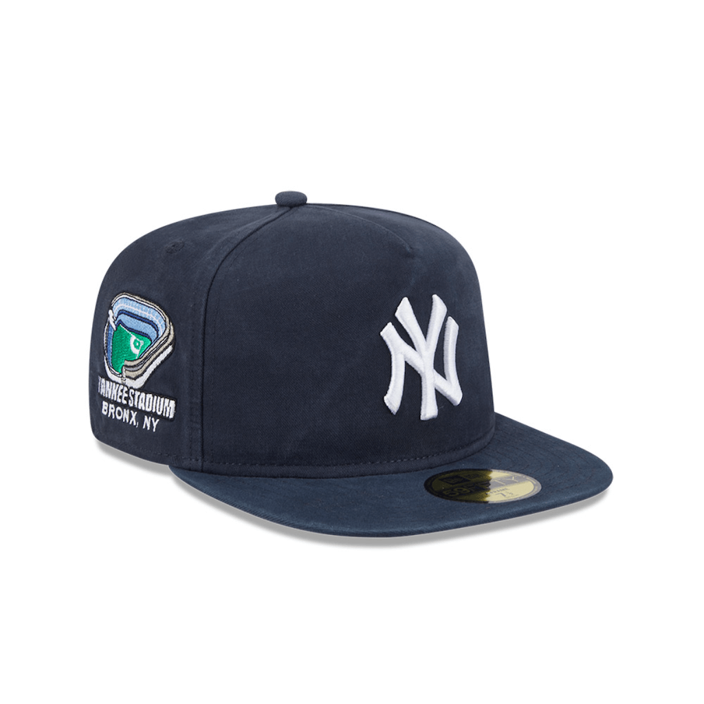 NEW ERA 59FIFTY MLB NEW YORK YANKEES CHAMPIONSHIP SIDE FLAG GORRA CERRADA AZUL