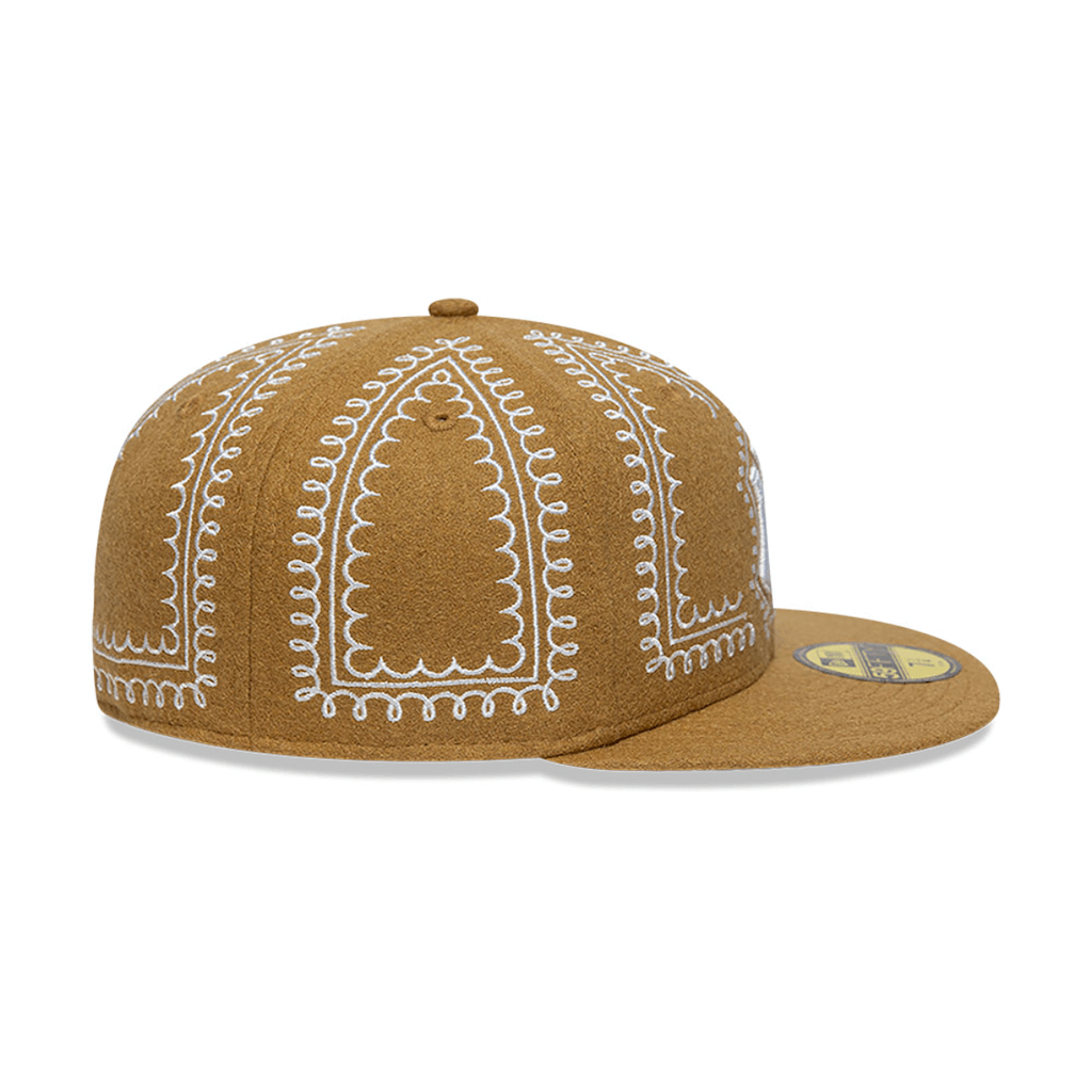 NEW ERA 59FIFTY  MLB NY YANKEES GINGERBREAD GORRA CERRADA BEIGE