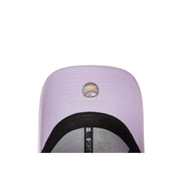 NEW ERA 9FORTY MLB NEW YORK YANKEES FLORAL GORRA AJUSTABLE MORADO