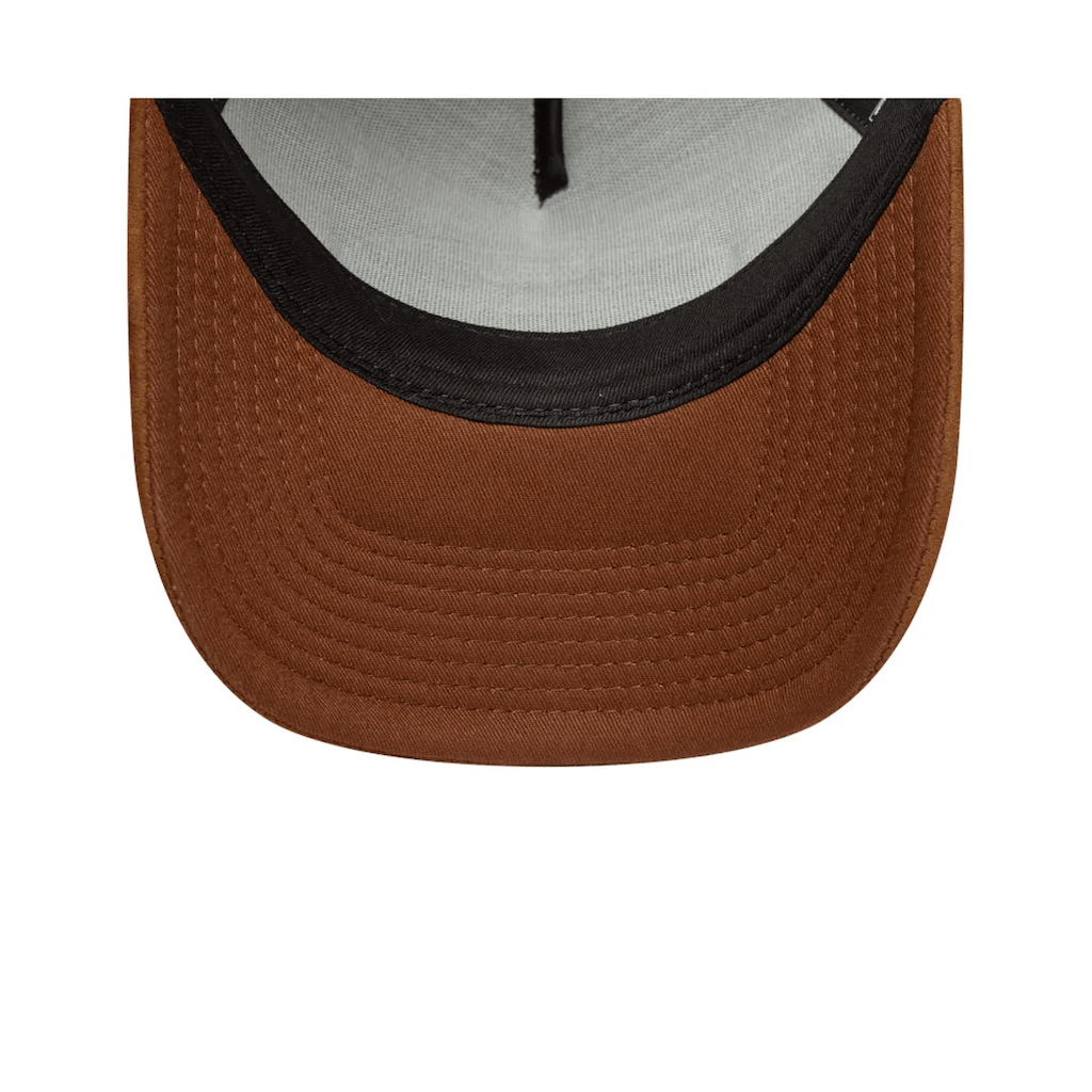 NEW ERA 9FORTY BRAND NE PATCH GORRA AJUSTABLE CAMIONERA BEIGE