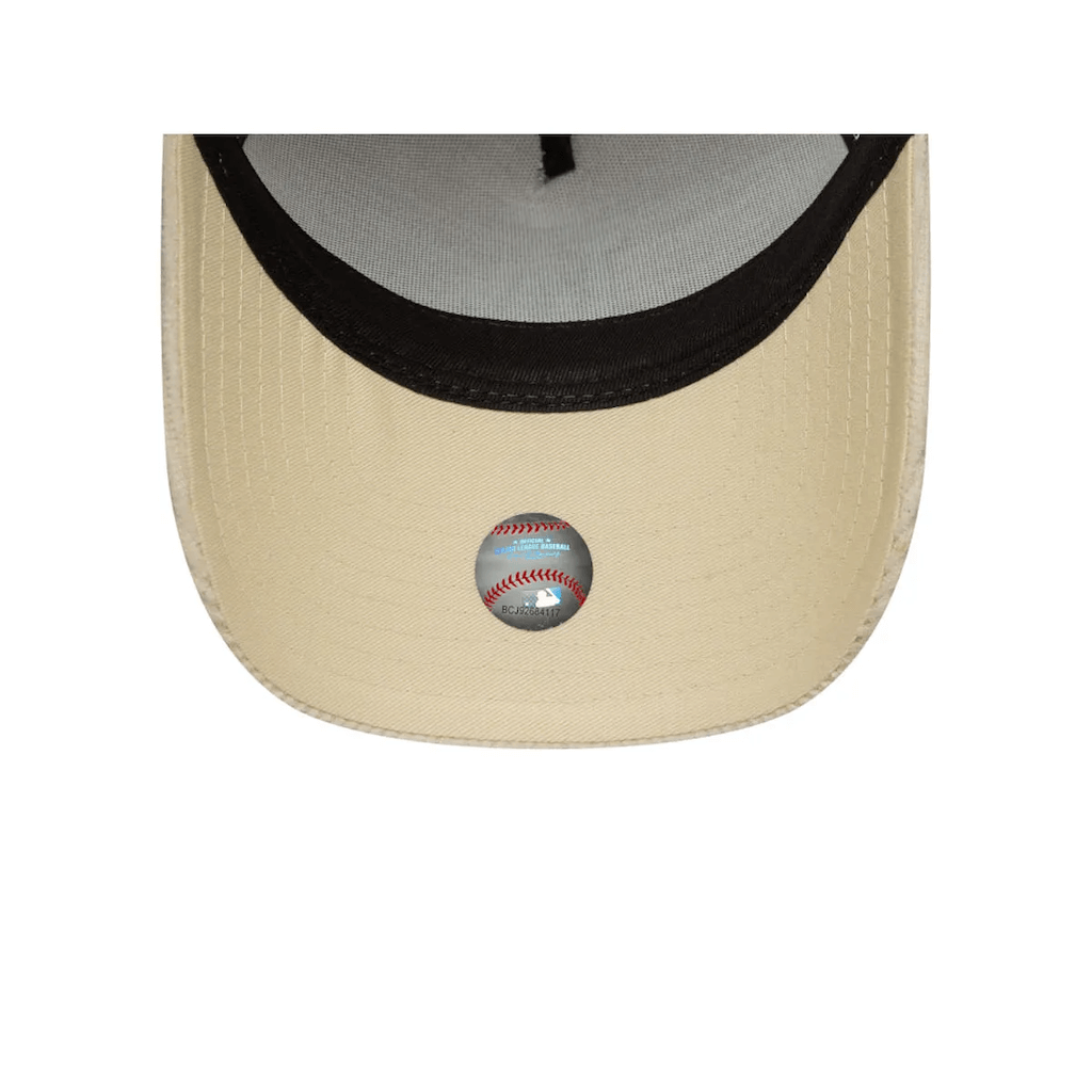 NEW ERA 9FORTY MLB LOS ANGELES DODGERS CORDUROY CREAM GORRA AJUSTABLE CAMIONERA BEIGE