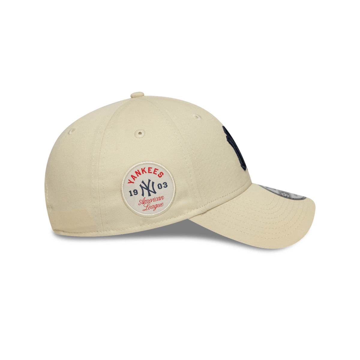 NEW ERA 9FORTY MLB NEW YORK YANKEES SIDE PATCH GORRA AJUSTABLE BEIGE