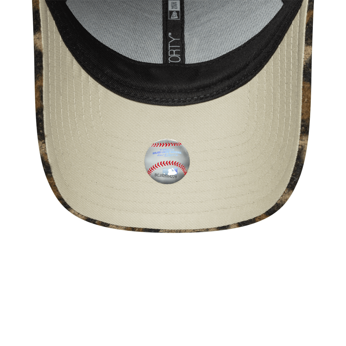 NEW ERA 9FORTY MLB NEW YORK YANKEES COSY LEOPARD GORRA AJUSTABLE CAFE