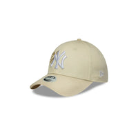 NEW ERA 9FORTY MLB NEW YORK YANKEES ROSE GORRA AJUSTABLE BEIGE