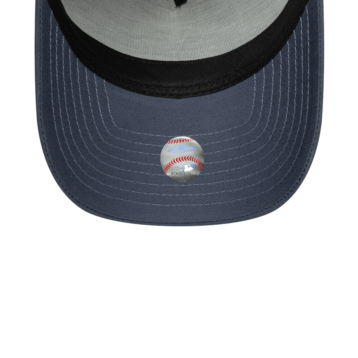 NEW ERA 9FORTY MLB NEW YORK YANKEES LEAGUE ESSENTIALS GORRA TRUCKER AJUSTABLE AZUL