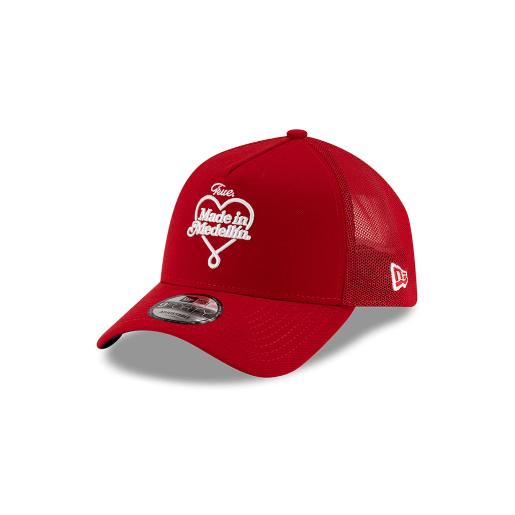 NEW ERA 9FORTY TRUE MADE IN MEDELLIN GORRA AJUSTABLE ROJA