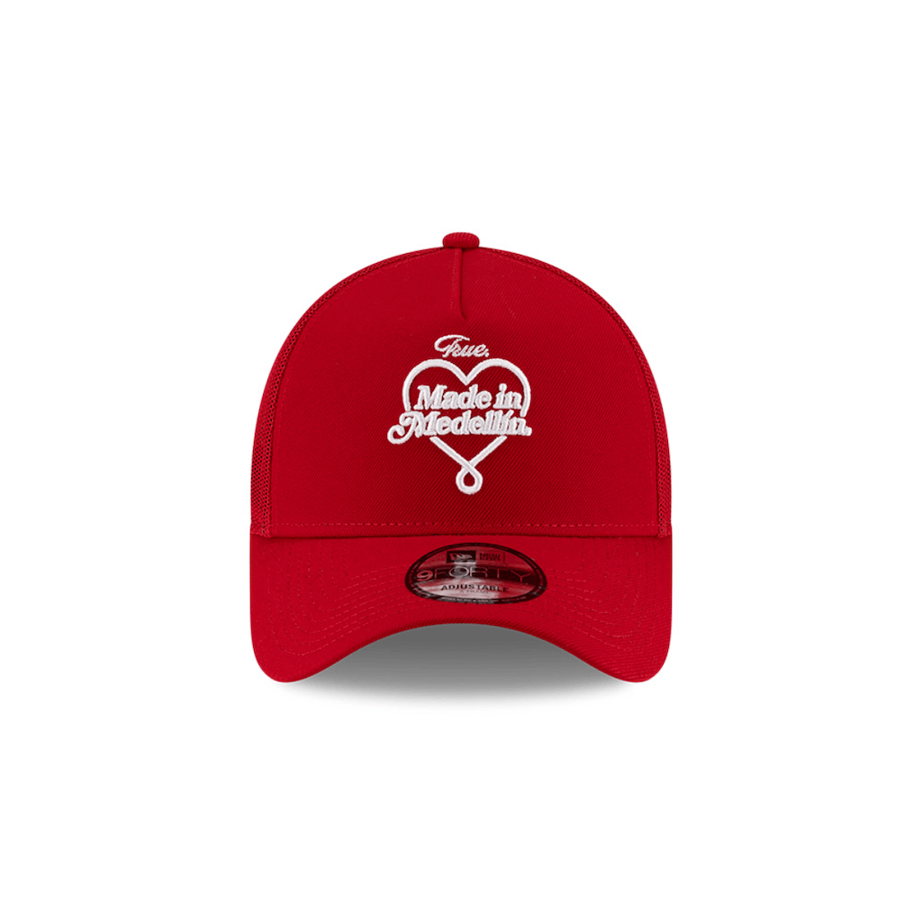NEW ERA 9FORTY TRUE MADE IN MEDELLIN GORRA AJUSTABLE ROJA
