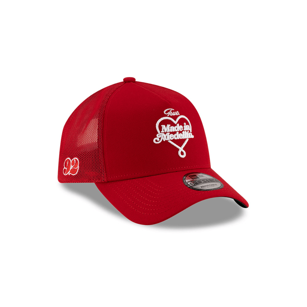 NEW ERA 9FORTY TRUE MADE IN MEDELLIN GORRA AJUSTABLE ROJA
