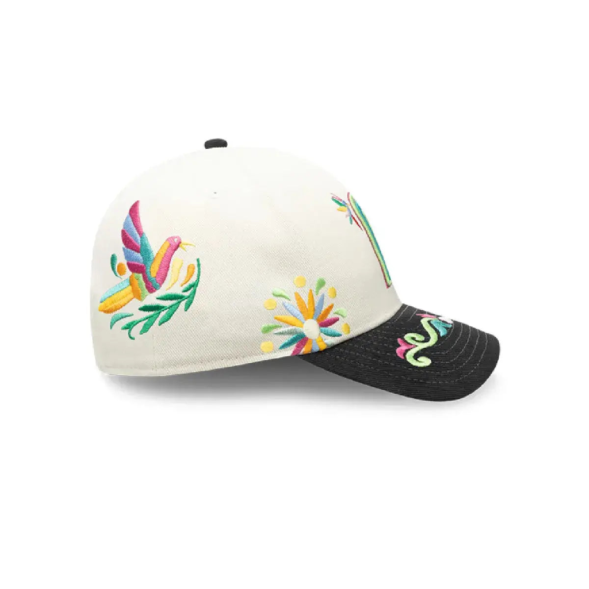 NEW ERA 9FORTY M-CROWN A-FRAME WORLD BASEBALL CLASSIC EMBROIDERY BLANCA