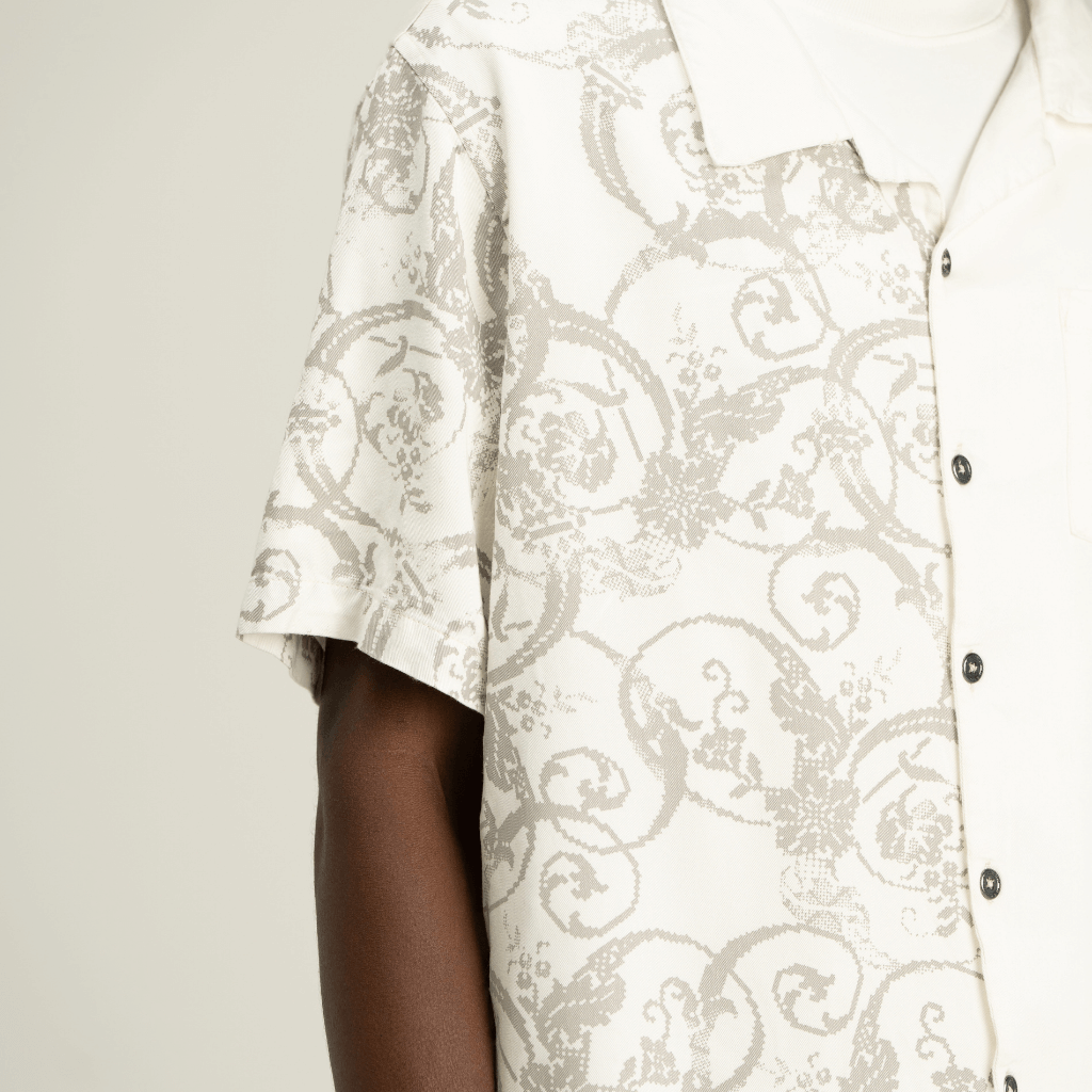 AP CROWN HILOS SAGRADOS KAEL CAMISA REGULAR BLANCA