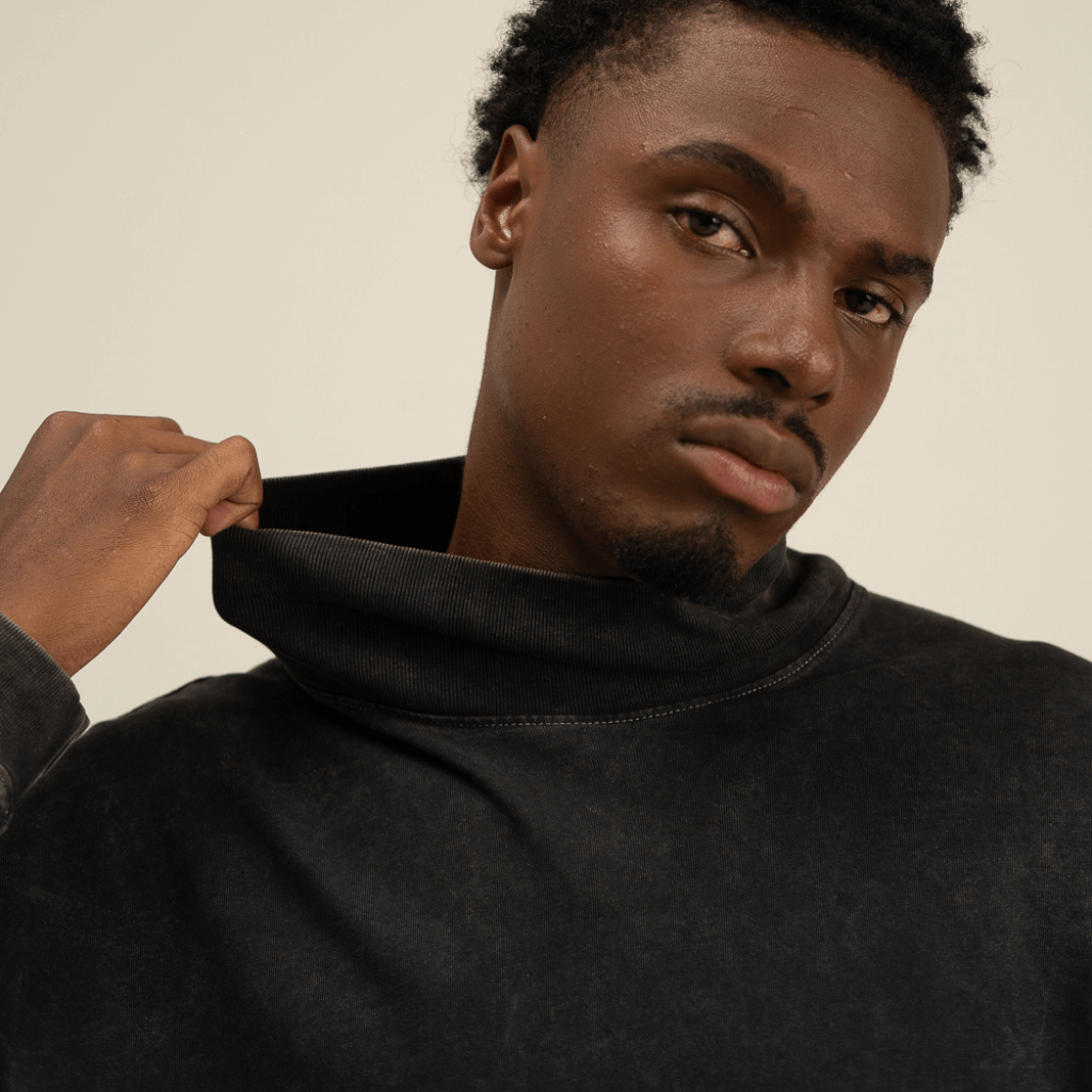 AP CROWN FIAT LUX OMEGA PULLOVER MANGA LARGA  NEGRO