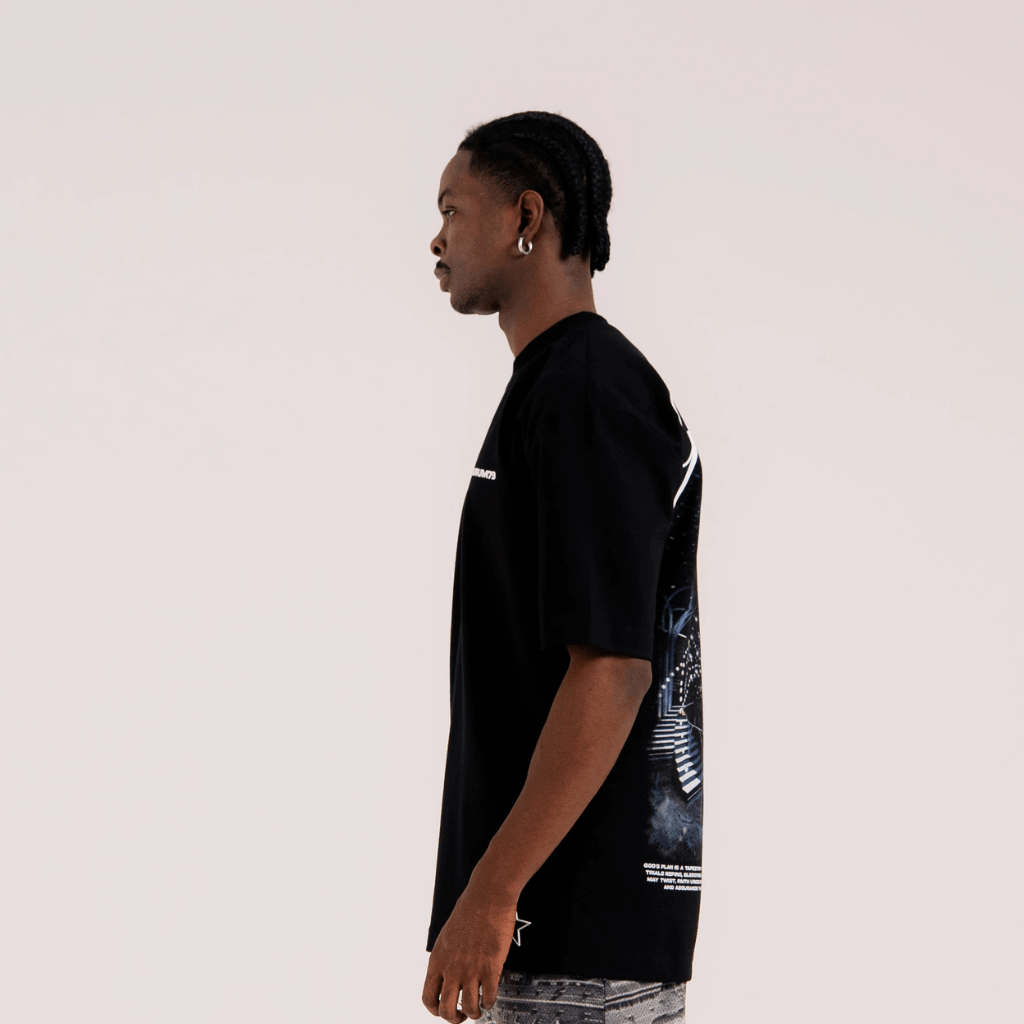 AURUM STARS I GODS PLAN CAMISETA OVERSIZED NEGRA