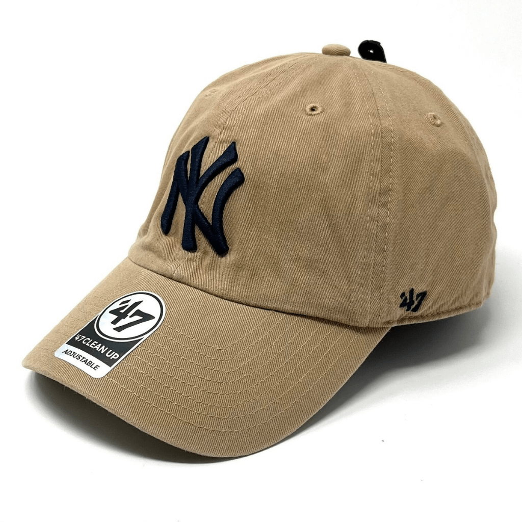 ´47 CLEAN UP MLB NY YANKEES GORRA AJUSTABLE BEIGE LOGO NEGRO