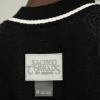 AP CROWN HILOS SAGRADOS ZOHA CAMISETA REGULAR NEGRA