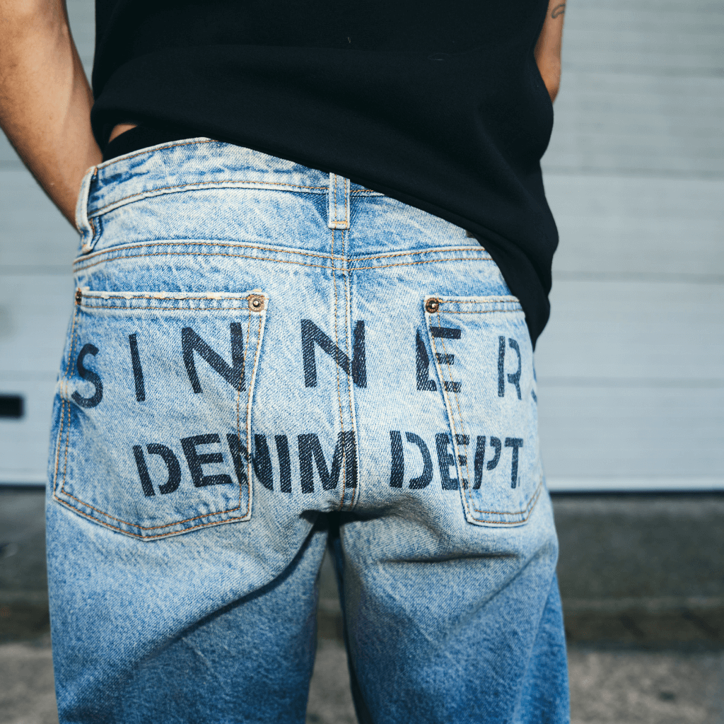 SINNERS FLARED JEANS ANCHOS