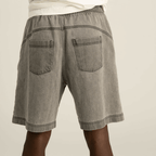 AP CROWN HIDDEN DEPTHS RIVER SHORT OVERSIZE GRIS