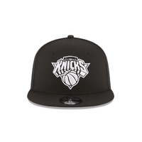 NEW ERA 9FIFTY NBA NEW YORK KNICKS BLACK N WHITE GORRA AJUSTABLE NEGRA